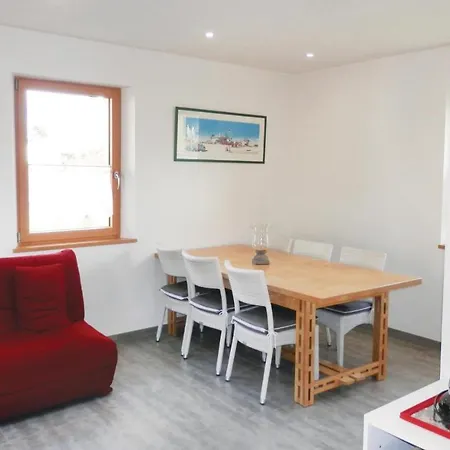 Dom wakacyjny Two-bedroom Holiday Berthelier 08 Carolles